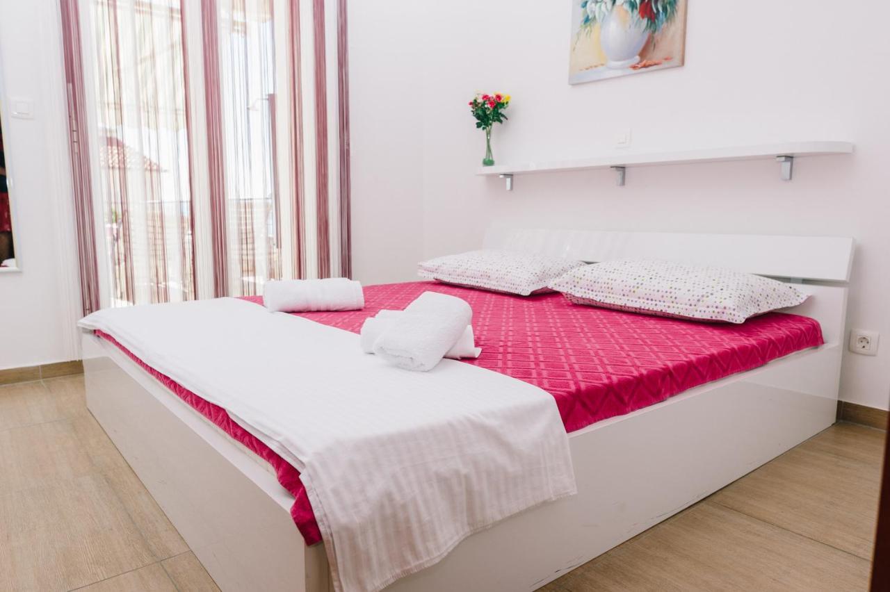 Mila Apartment *
