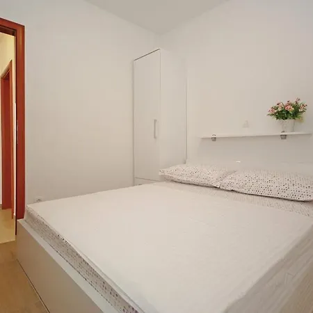 Apartmani Mila Brela Esterno foto