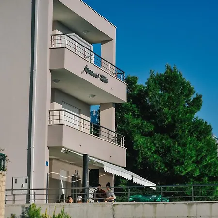 Apartmani Mila Brela Esterno foto